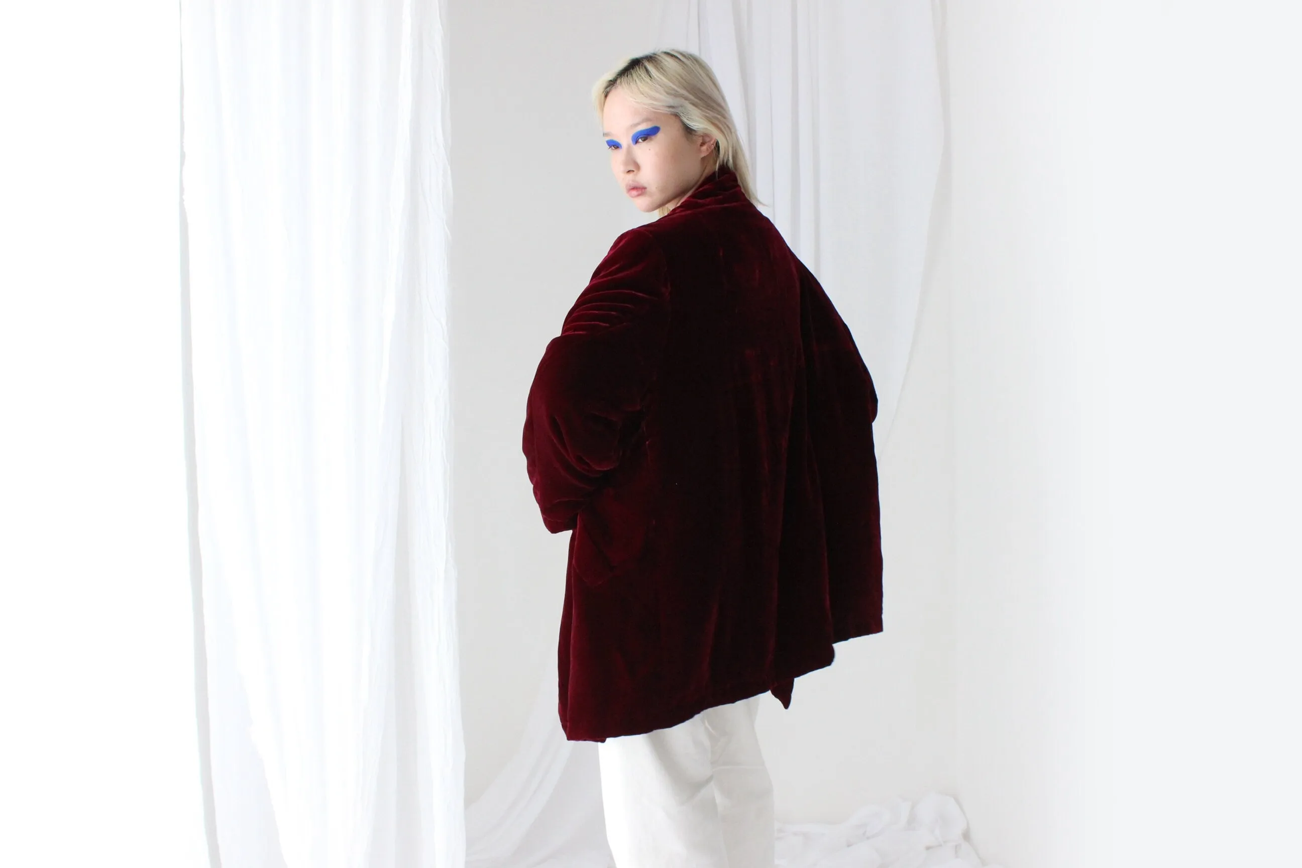 80s PURE SILK VELVET Quilted Kimono Coat in Merlot