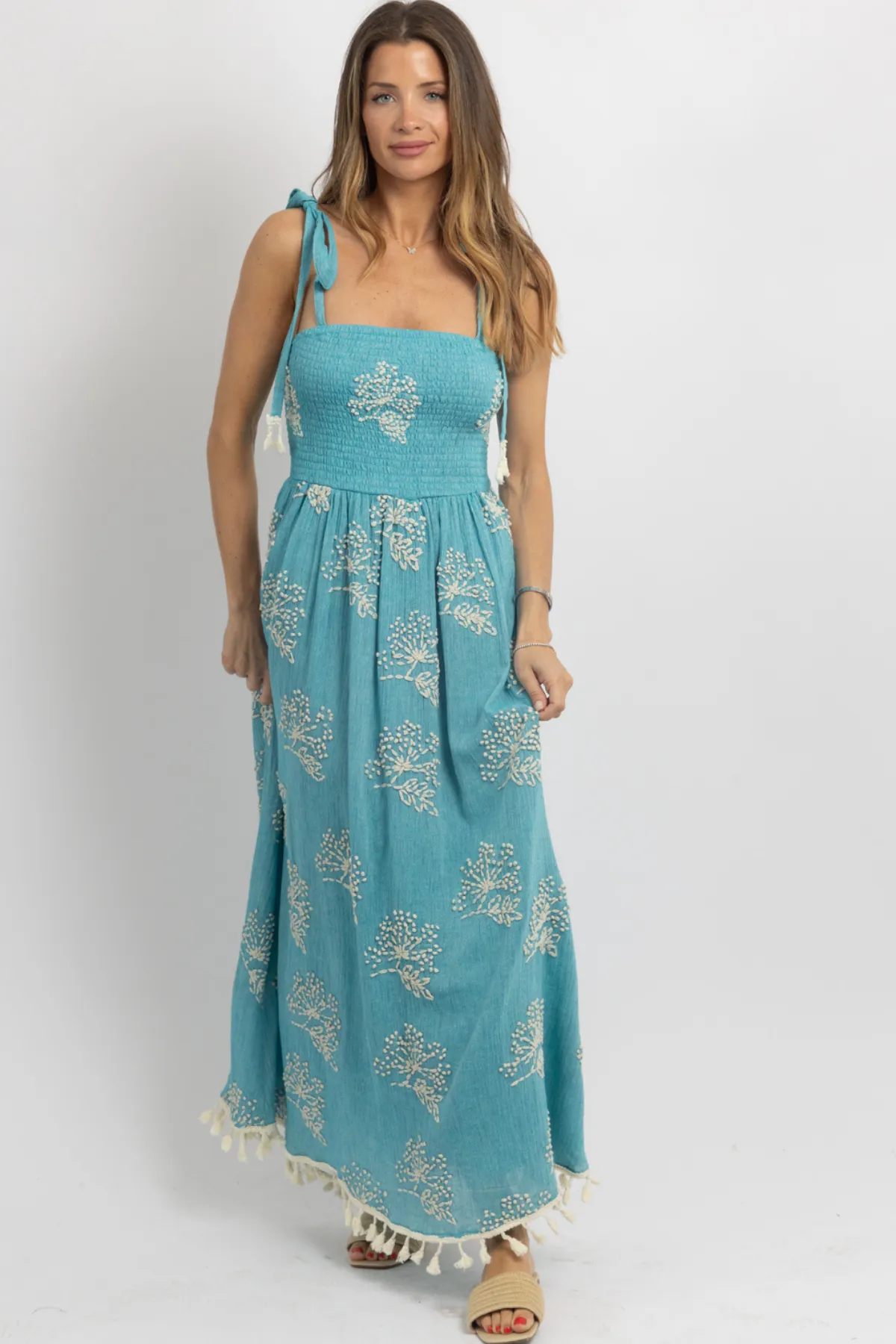 CENOTE EMBROIDERED MAXI DRESS