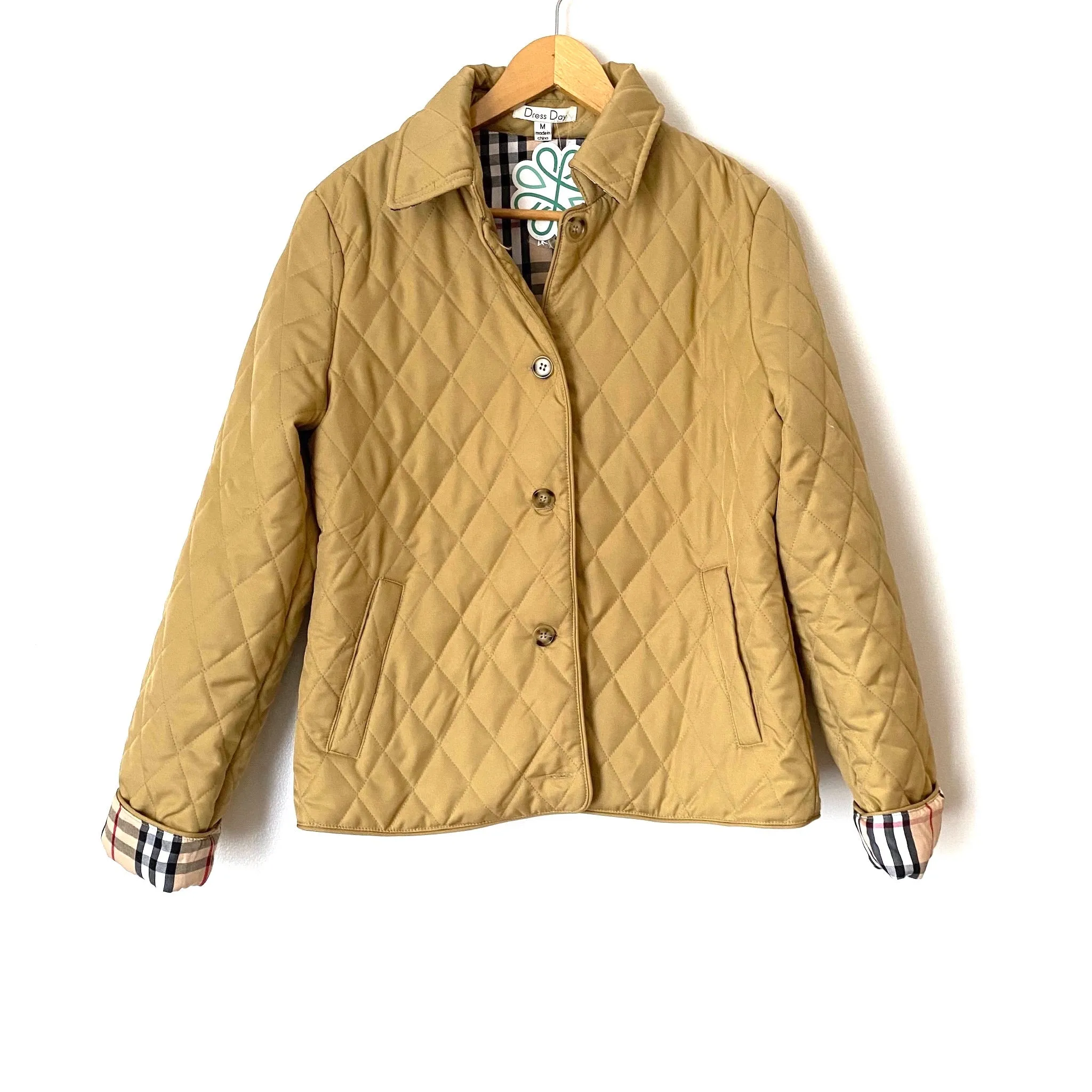 Dress Day Tan Quilted Button Up Jacket NWT- Size M