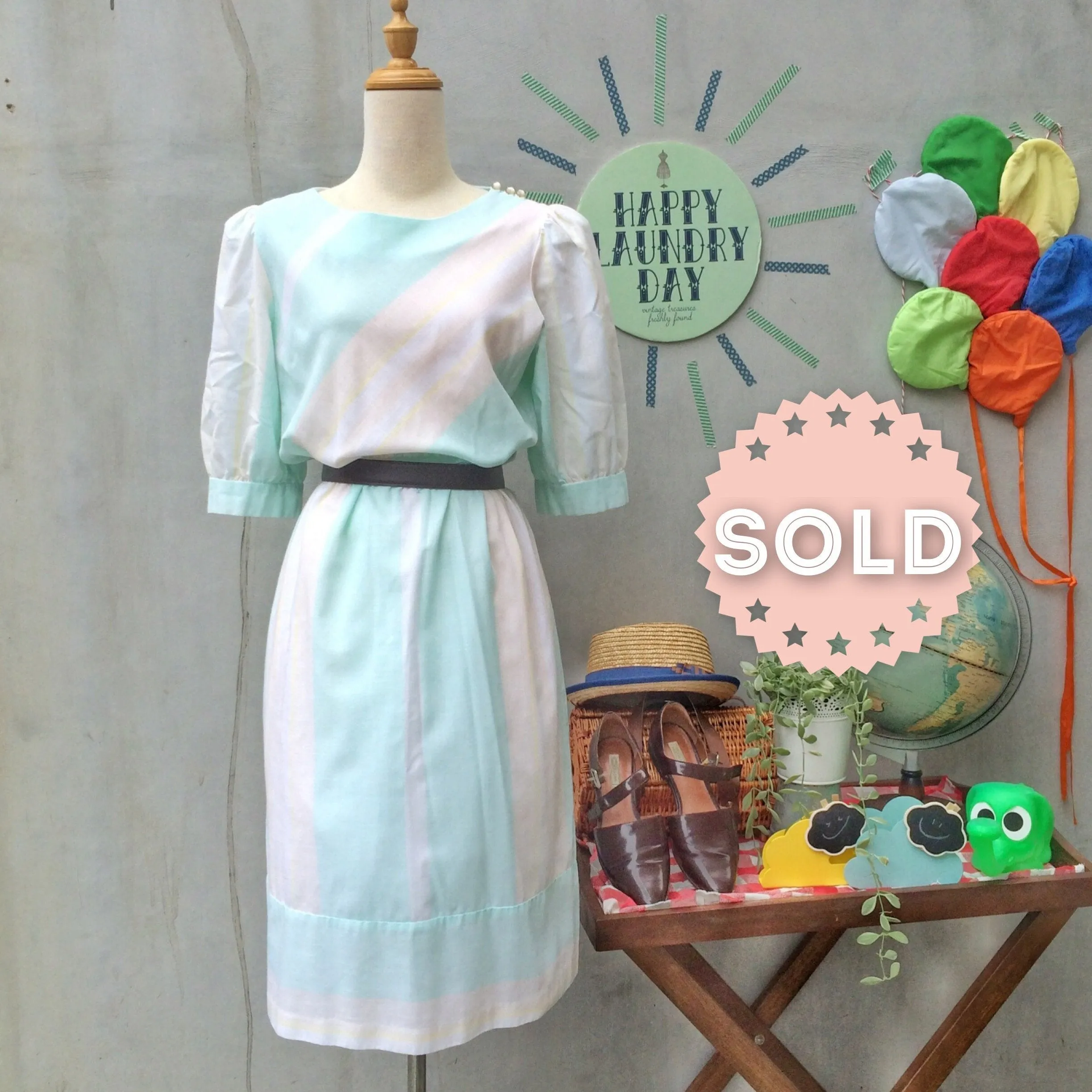 Gentle Gina | Vintage 1970s 1980s pastel Blue Pink wide stripes Dress