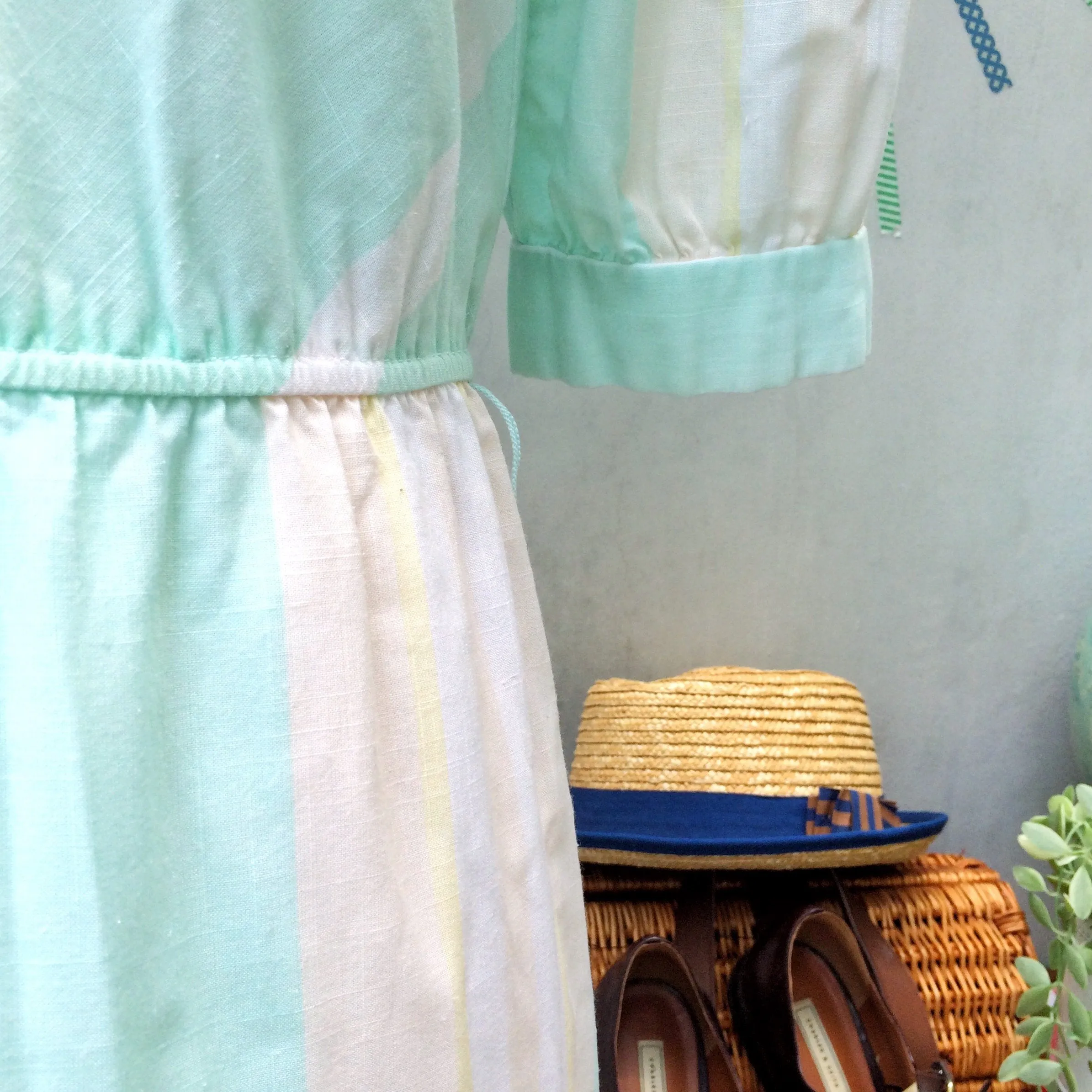 Gentle Gina | Vintage 1970s 1980s pastel Blue Pink wide stripes Dress