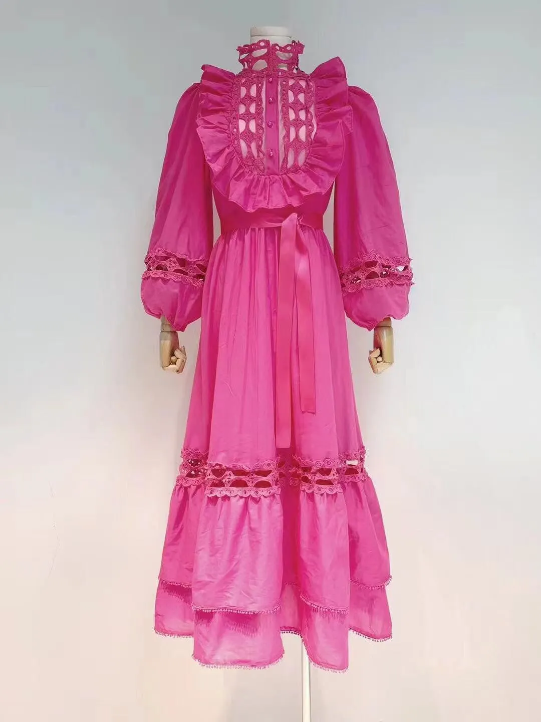 KittenAlarm - Aiken Belted Maxi Dress