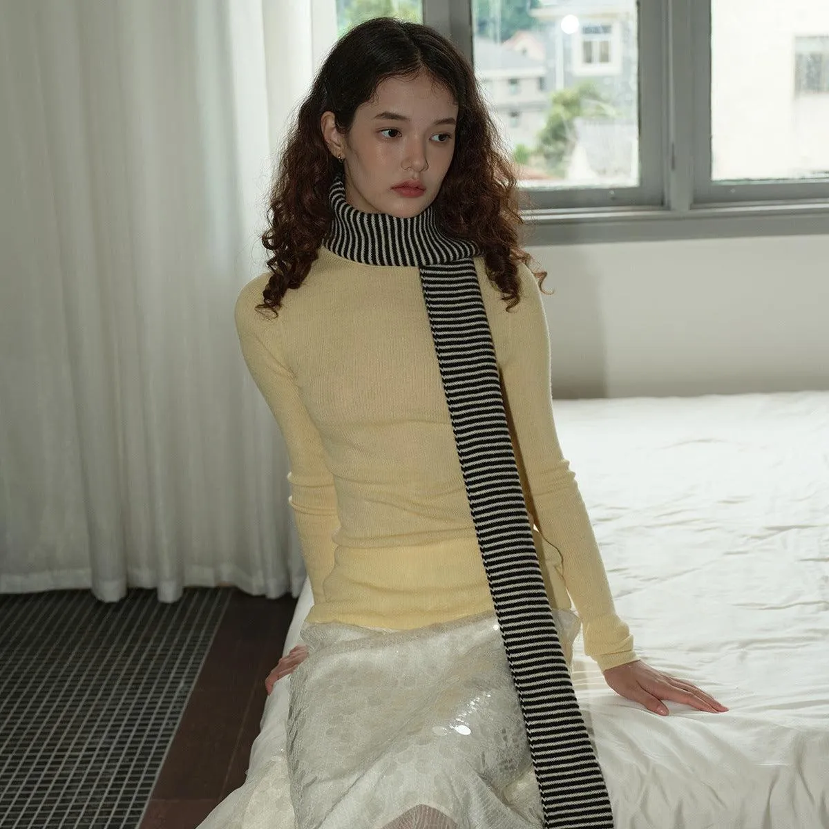 Ladies Classic Stripe Soft Knit Scarf YW4057