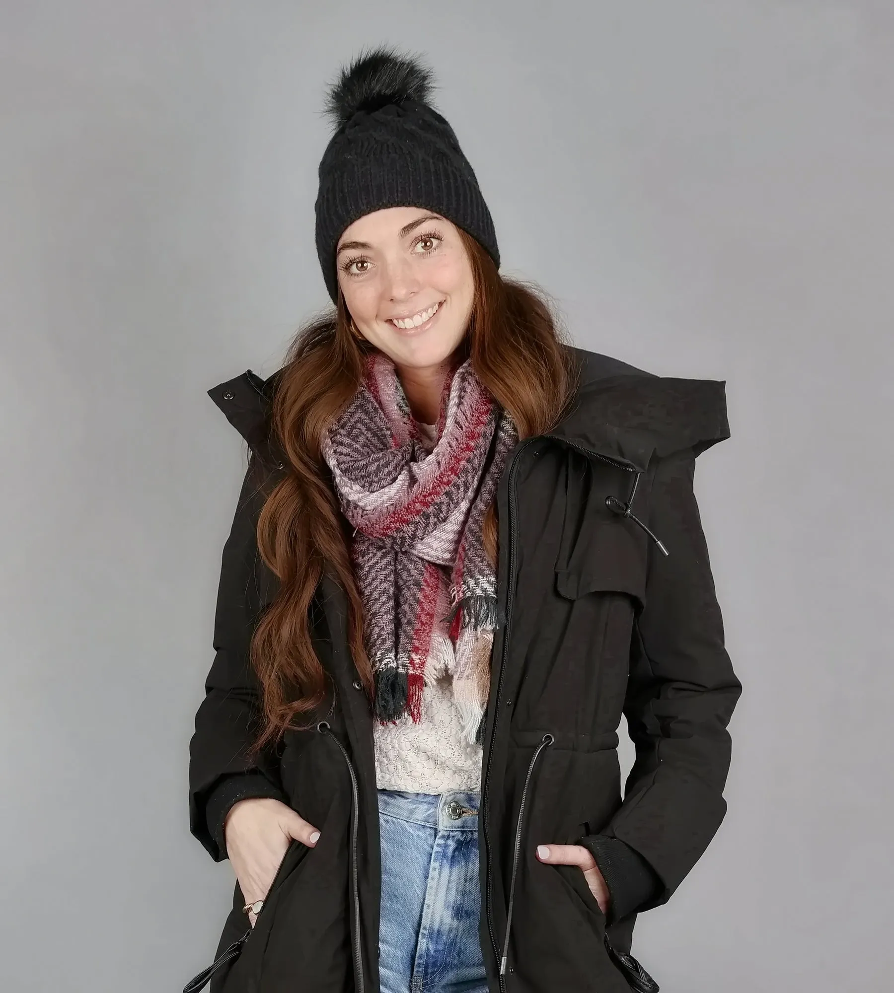 LARGE PLAID SCARF & CABLE BEANIE SET