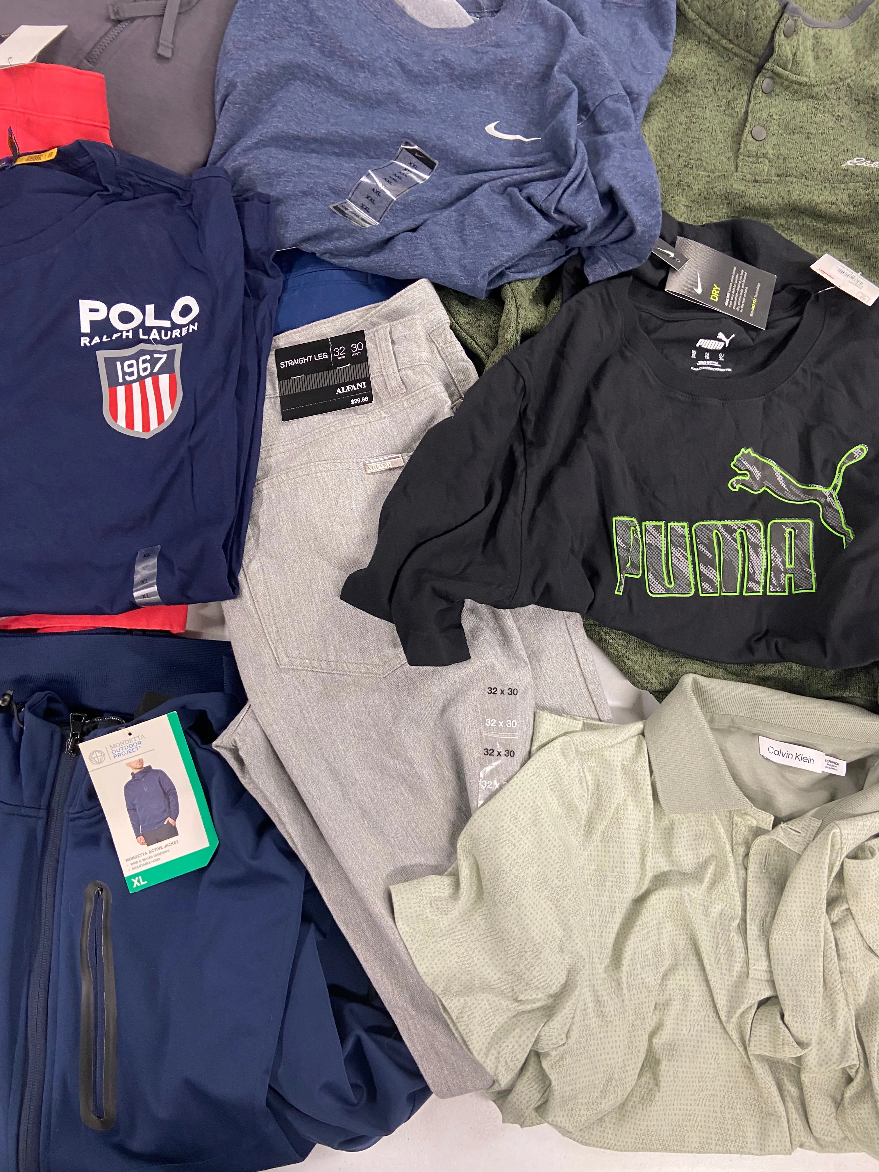 Men's Clothing Assorted Wholesale Lot, PUMA, POLO RALPH LAUREN, NIKE, CALVIN KLEIN, EDDIE BAUER and more, 12 items, Shelf Pulls, MSRP $594