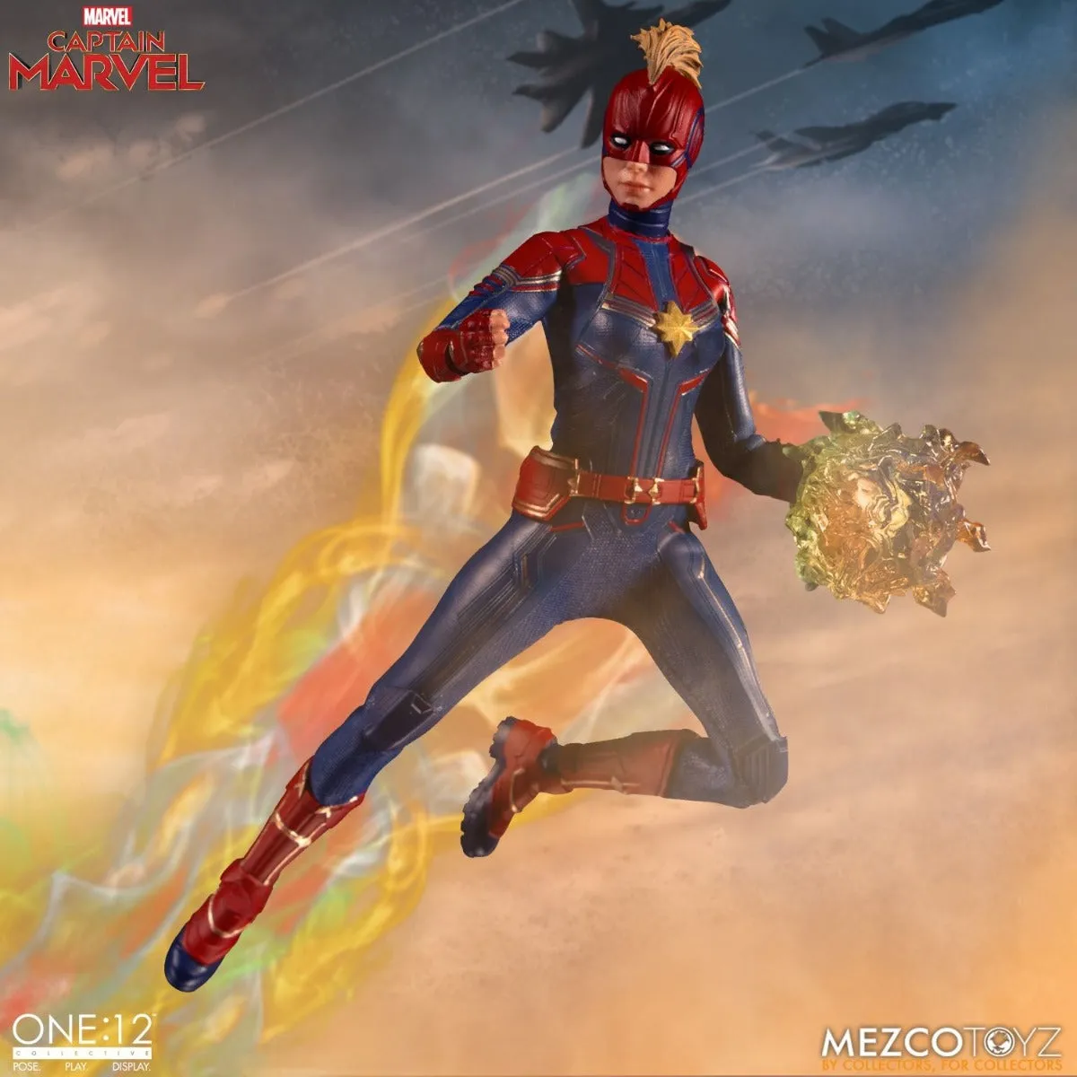 MEZCO TOYZ CAPTAIN MARVEL COLLECTIVE 1/12 SCALE - 76670