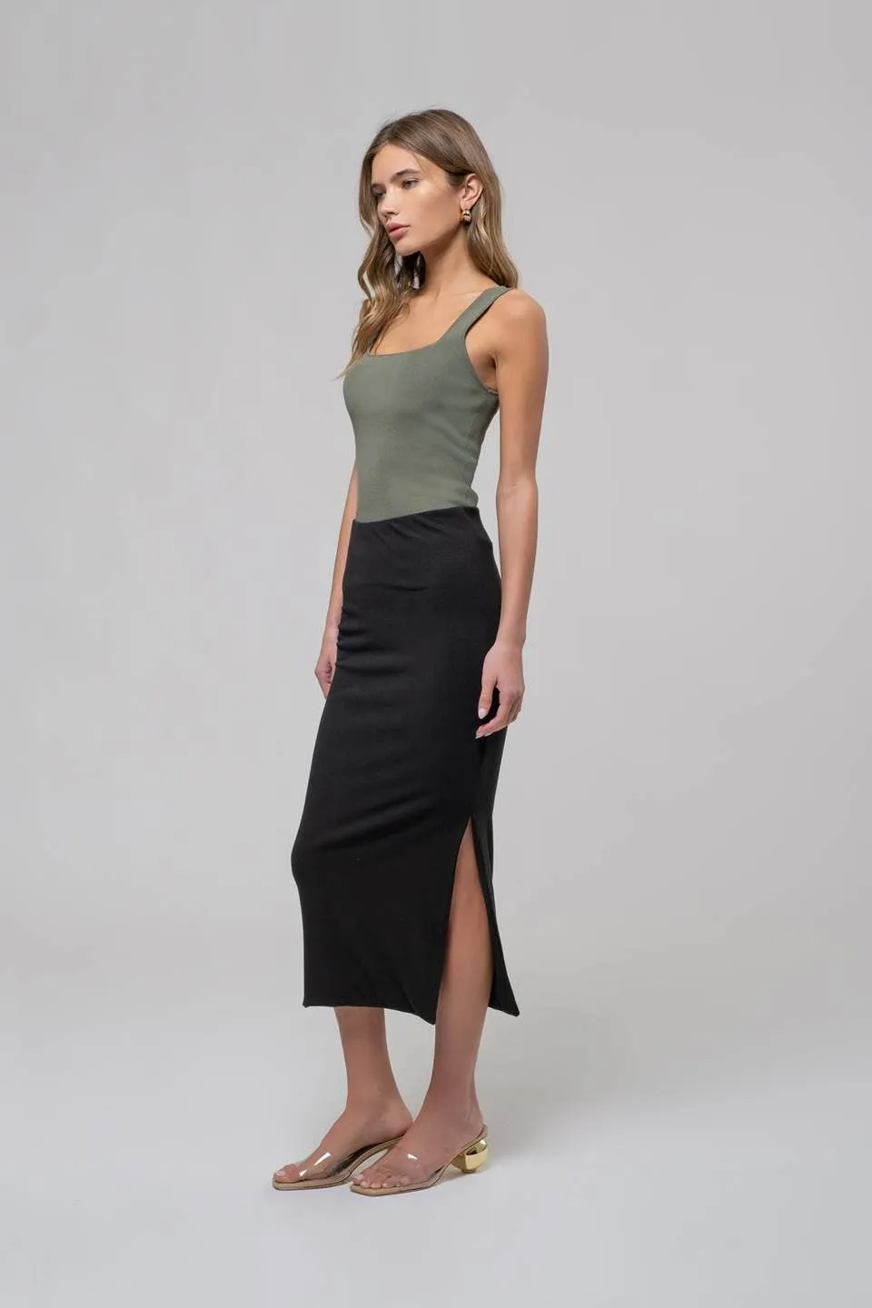 SQUARE NECK SWEATER KNIT TANK