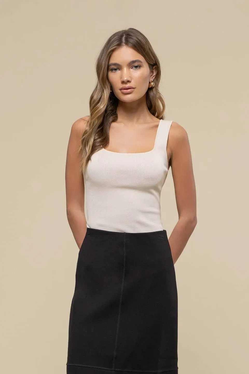 SQUARE NECK SWEATER KNIT TANK