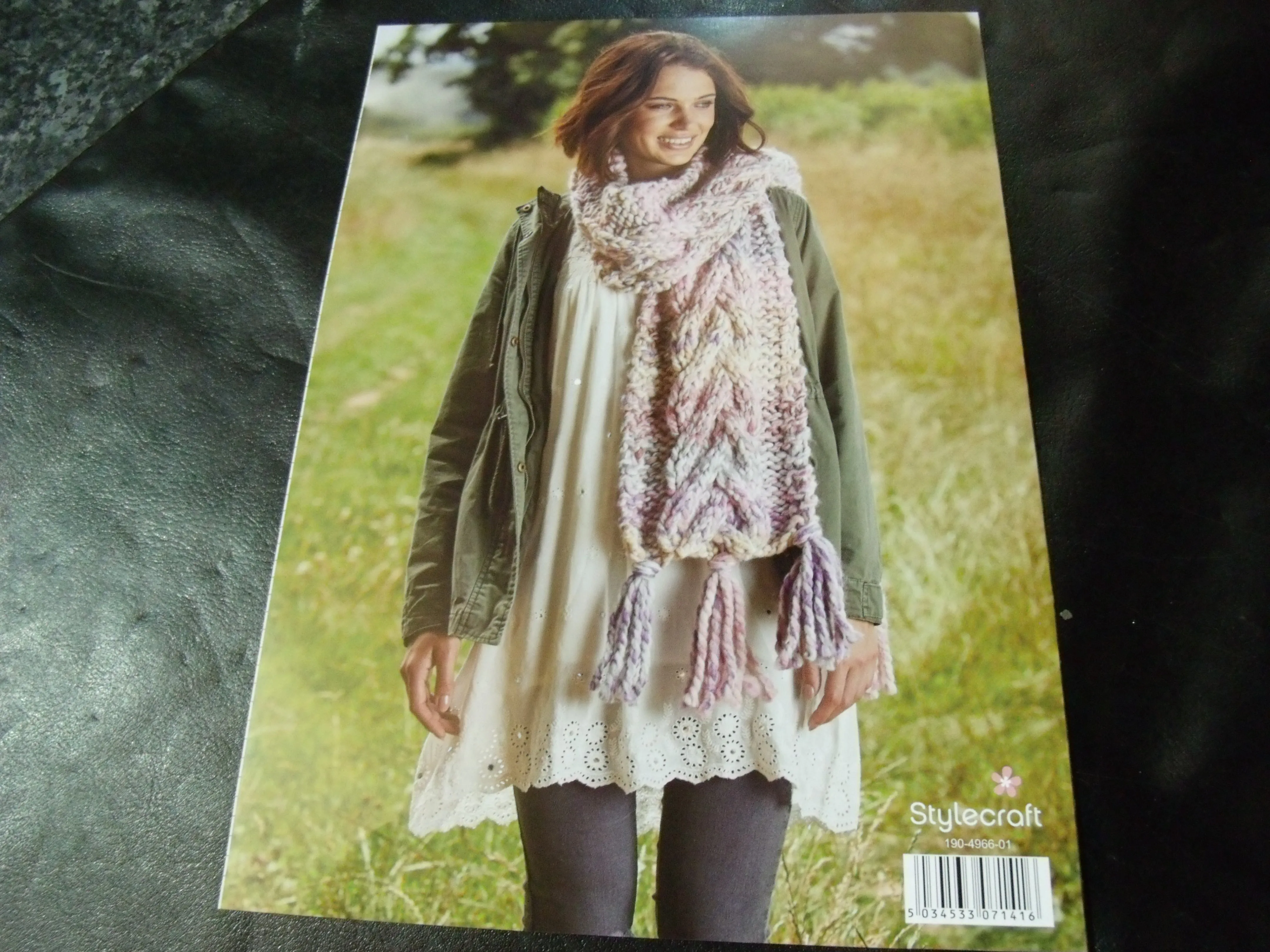 Stylecraft Swift Knit Mega Super Chunky Pattern 9466